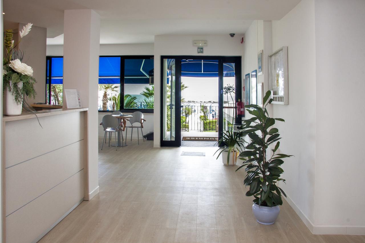 Residence Sunrise Сан Бенедето дел Тронто Екстериор снимка