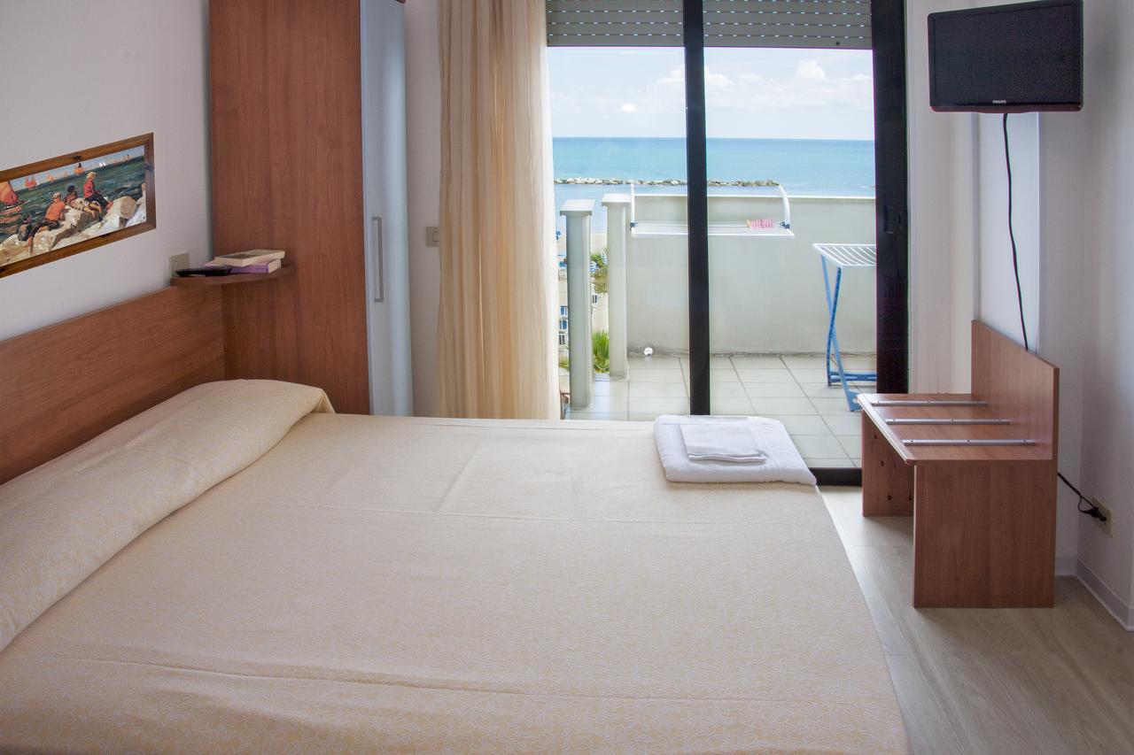 Residence Sunrise Сан Бенедето дел Тронто Екстериор снимка