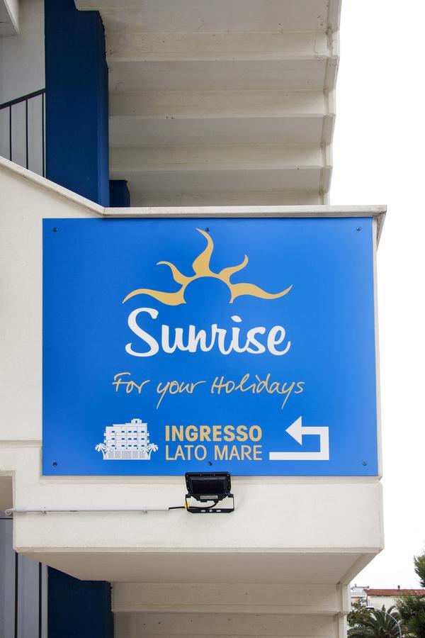 Residence Sunrise Сан Бенедето дел Тронто Екстериор снимка